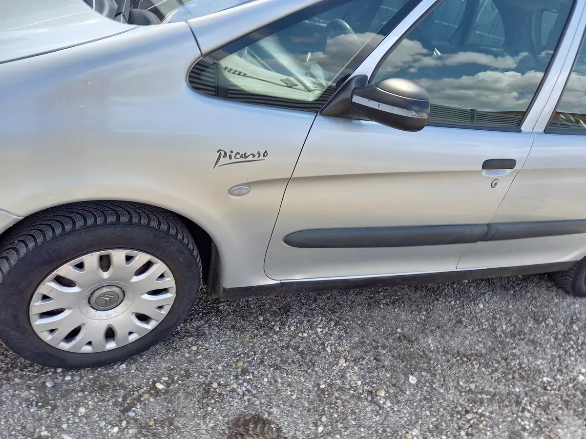 Citroen Xsara Picasso 2002 photo 2