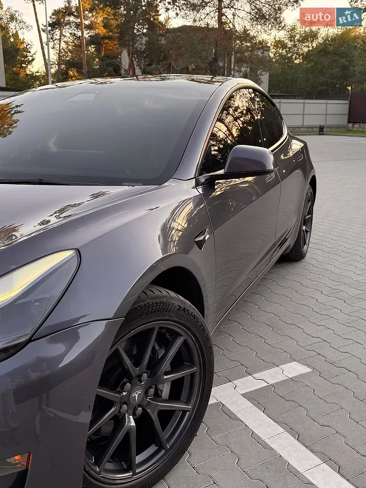 Tesla Model 3 2021 photo 5