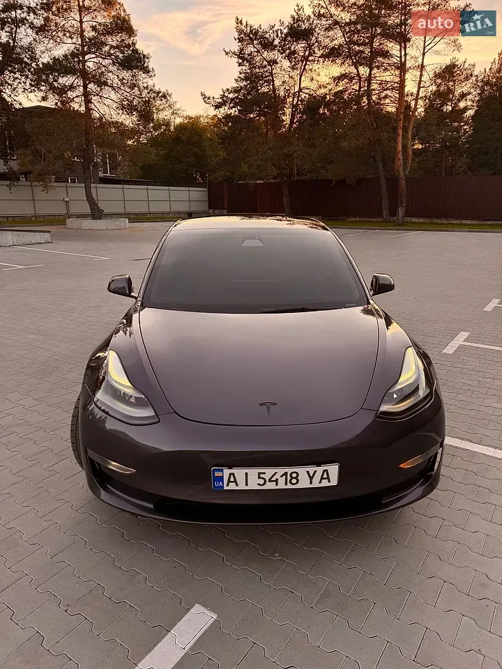 Tesla Model 3 2021 photo 4