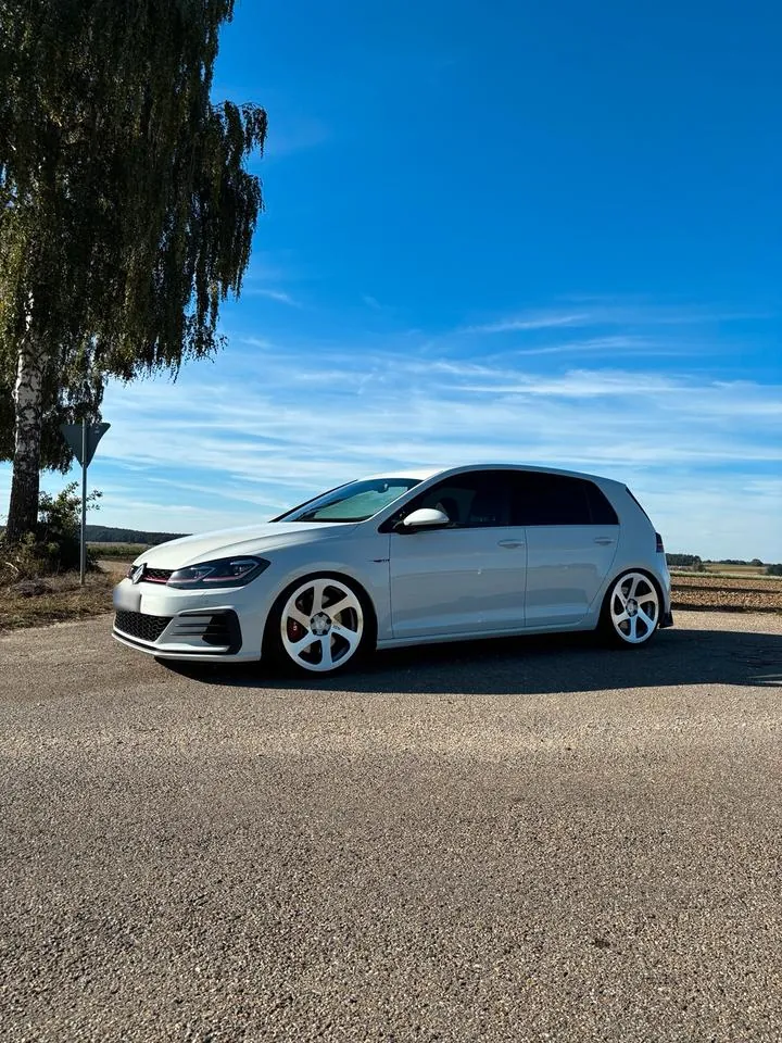 Volkswagen Golf 7.5 Gti Performance