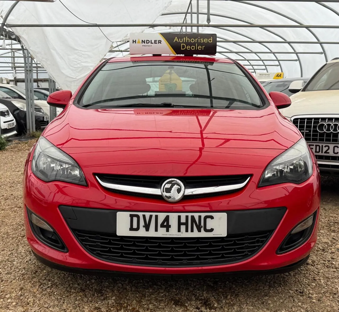 Vauxhall Astra 2014 photo 4