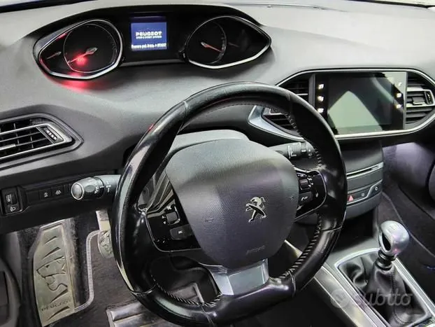Peugeot 308 2017 photo 5