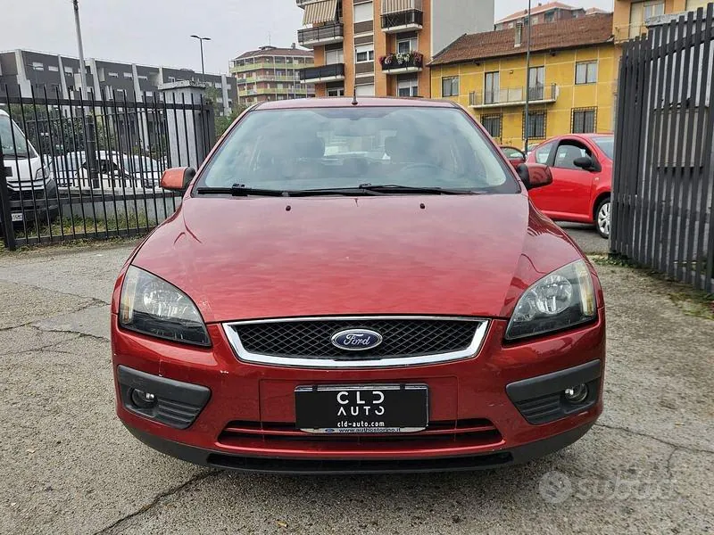 Ford Focus 2006 photo 2
