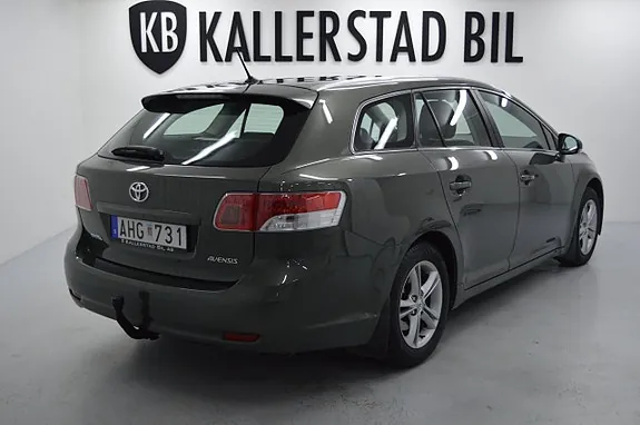 Toyota Avensis 2009 photo 3