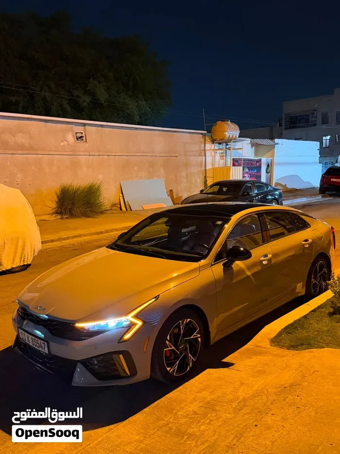 Kia K5