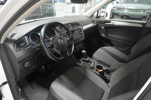 Volkswagen Tiguan 2020 photo 2