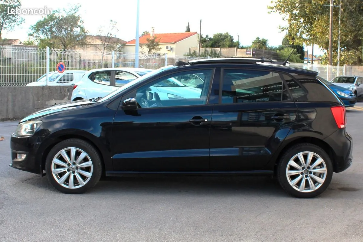 Volkswagen Polo 2012 photo 4