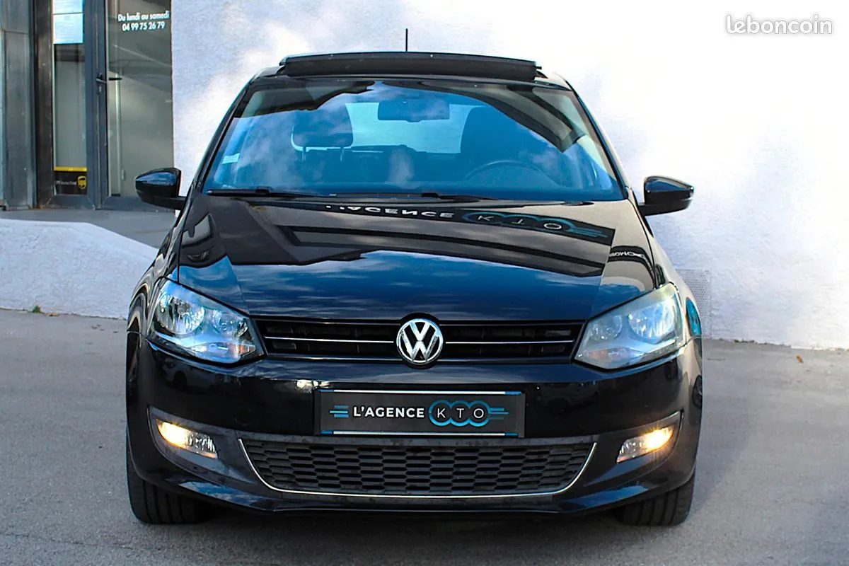 Volkswagen Polo 2012 photo 2