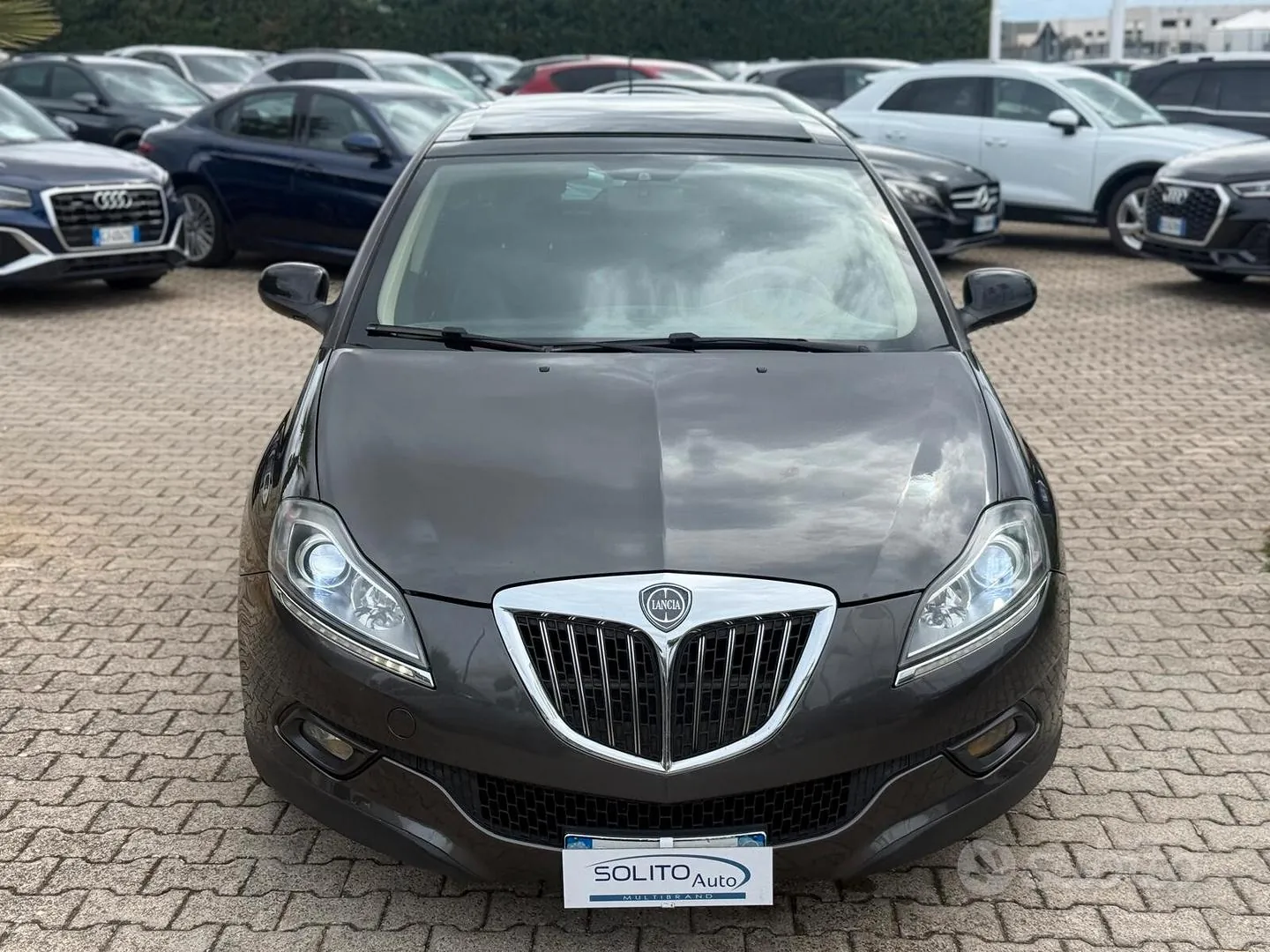 Lancia Delta 2009 photo 2