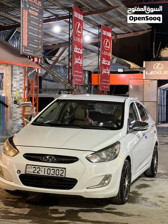 Hyundai Accent 2014 photo 5