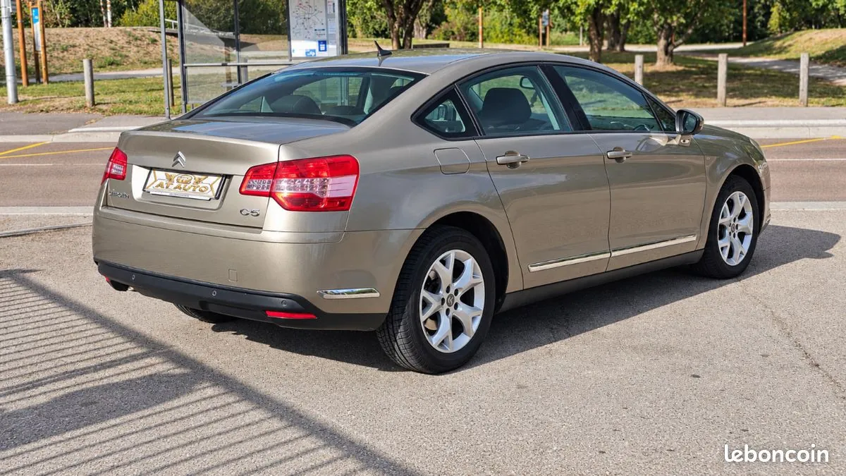 Citroen C5 2010 photo 2