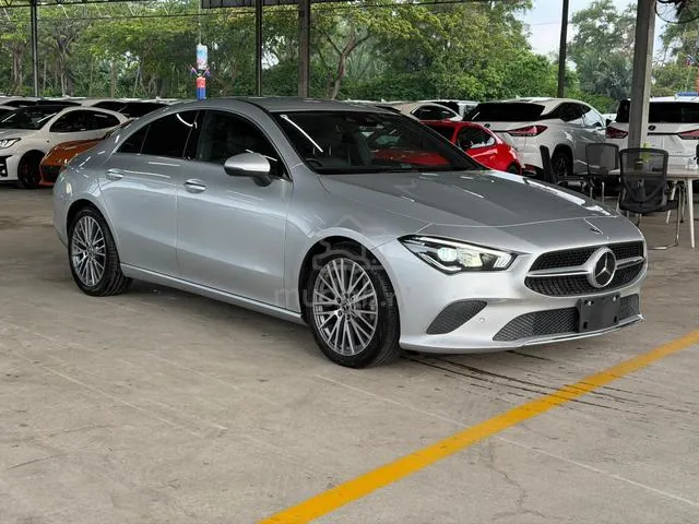 Mercedes-Benz Cla180