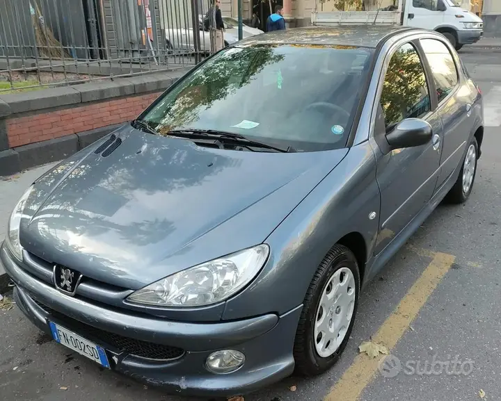 Peugeot 206 2006 photo 2