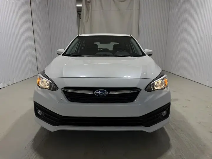 Subaru Impreza 2023 photo 3