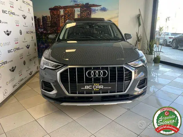 Audi Q3 2019 photo 2