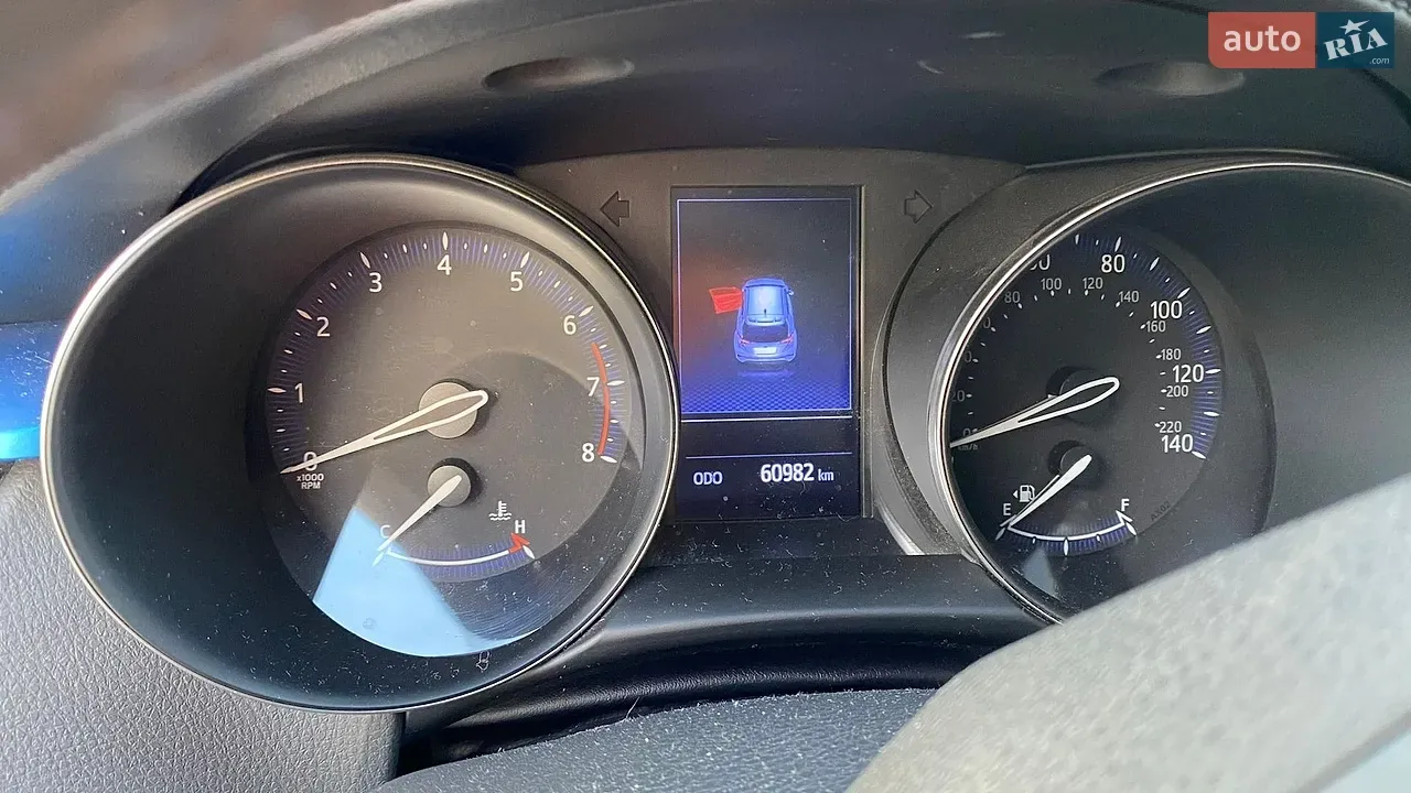 Toyota C-Hr 2018 photo 3