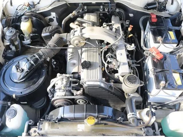 Toyota Land Cruiser 70 2000 photo 3