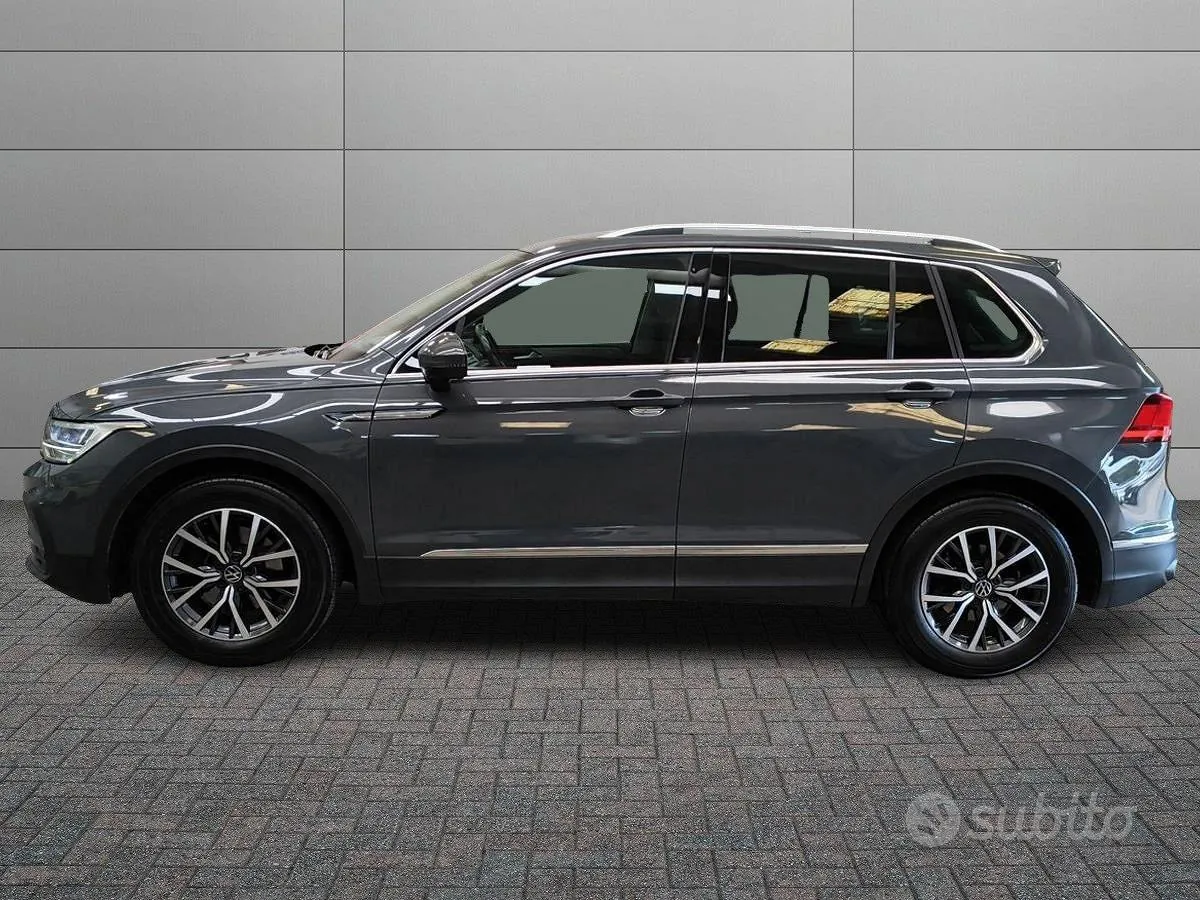 Volkswagen Tiguan 2023 photo 2