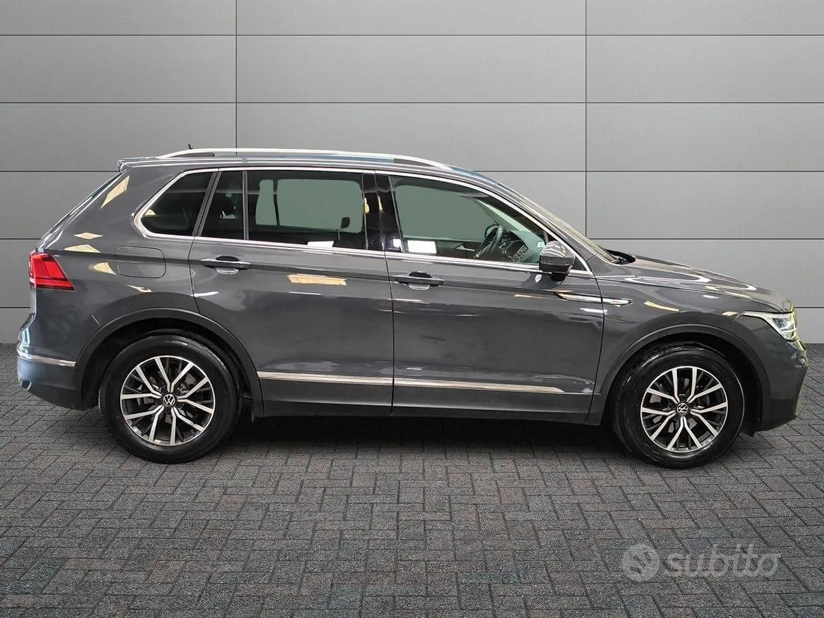 Volkswagen Tiguan 2023 photo 3