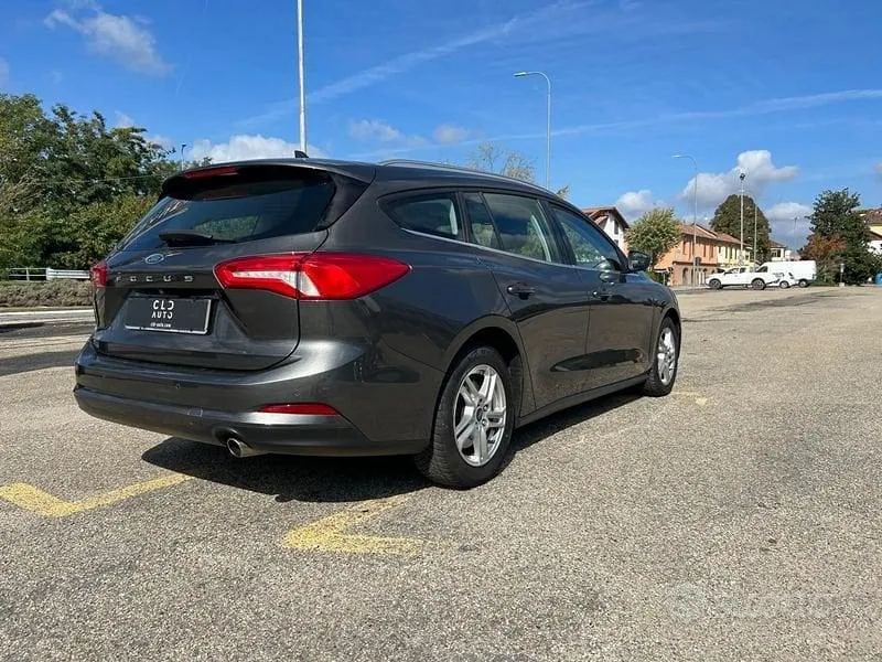 Ford Focus 2021 photo 4