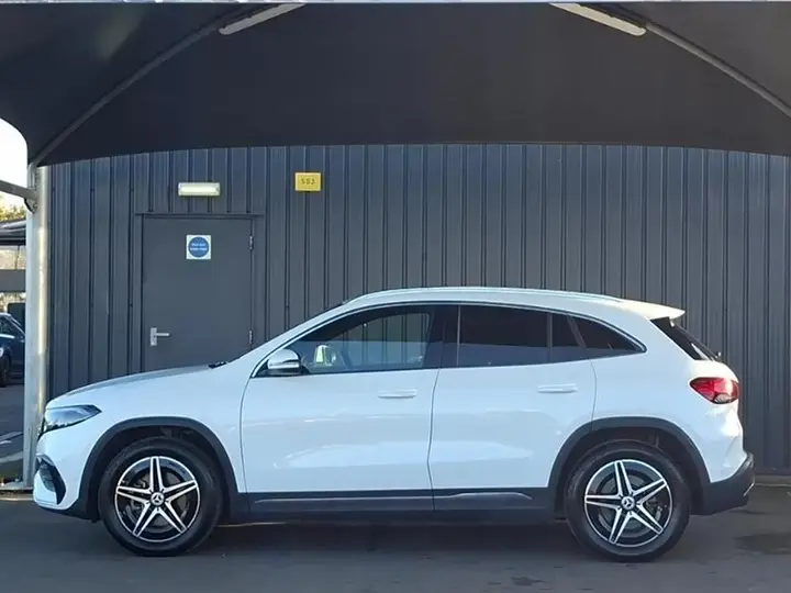 Mercedes-Benz Eqa 2023 photo 4