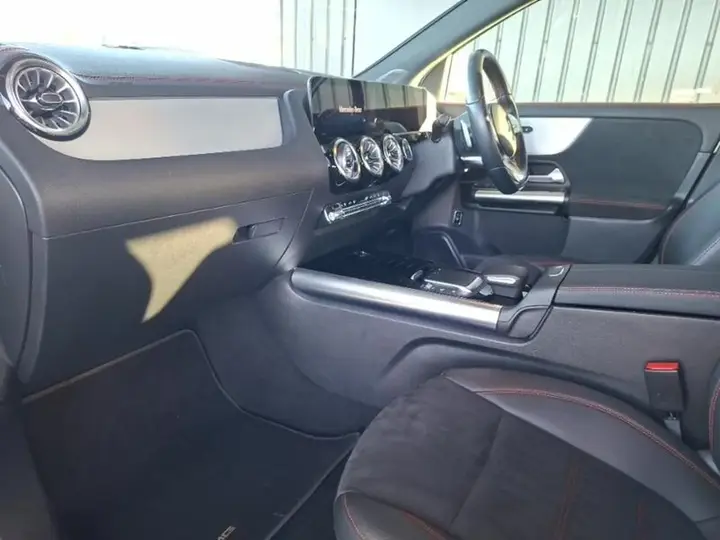 Mercedes-Benz Eqa 2023 photo 5
