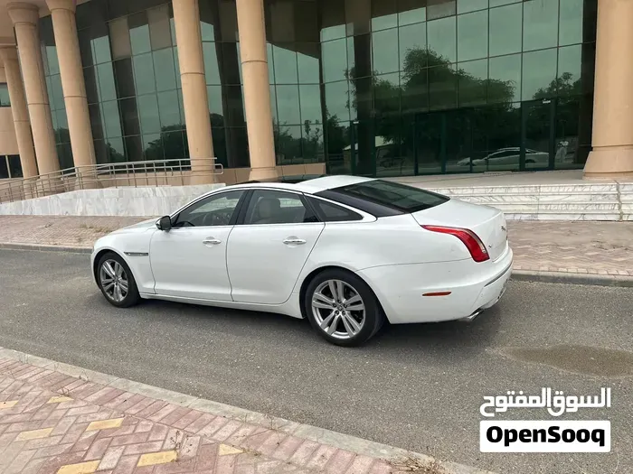 Jaguar Xj 2012 photo 3