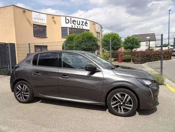 Peugeot 208 2023 photo 2