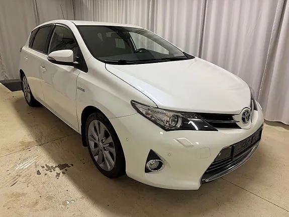 Toyota Auris 2013 photo 4