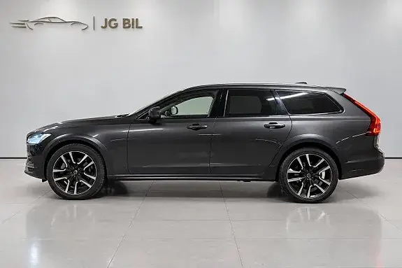Volvo V90 2023 photo 4
