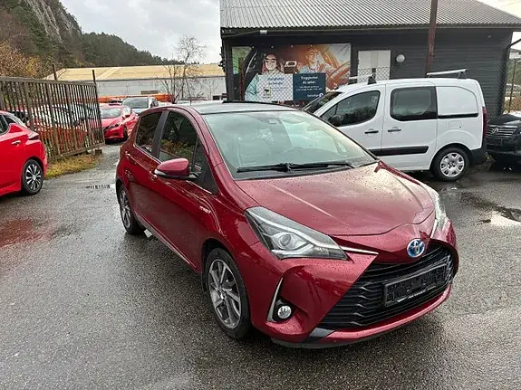 Toyota Yaris 2017 photo 3