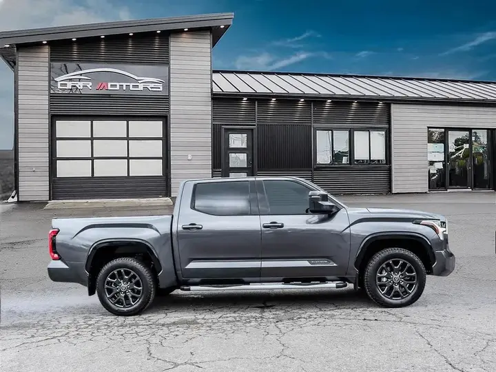 Toyota Tundra 2022 photo 3