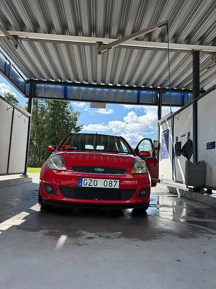 Ford Fiesta 2008 photo 2