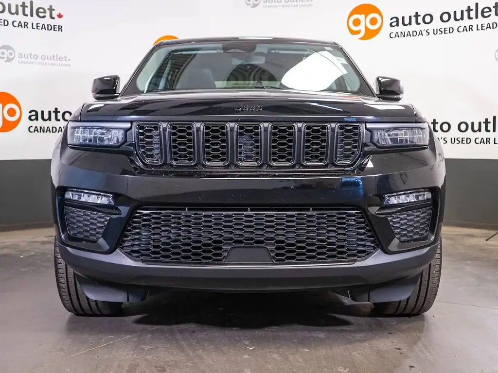 Jeep Grand Cherokee 2023 photo 2