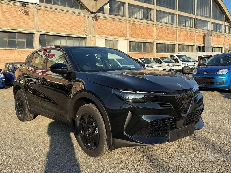 Alfa Romeo Junior 2026 photo 5