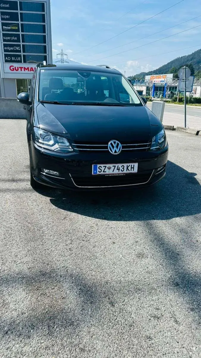 Volkswagen Sharan 2013 photo 2