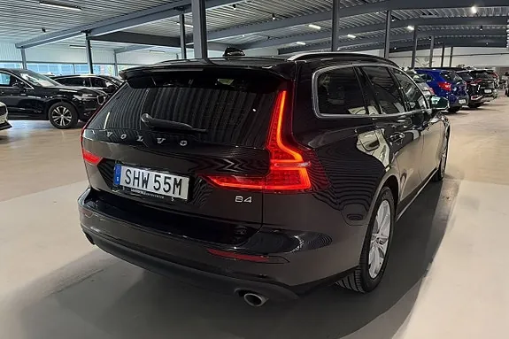 Volvo V60 2022 photo 4
