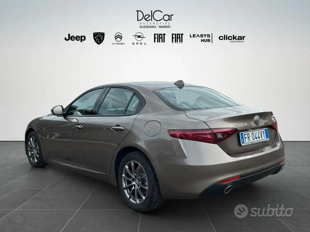 Alfa Romeo Giulia 2018 photo 3