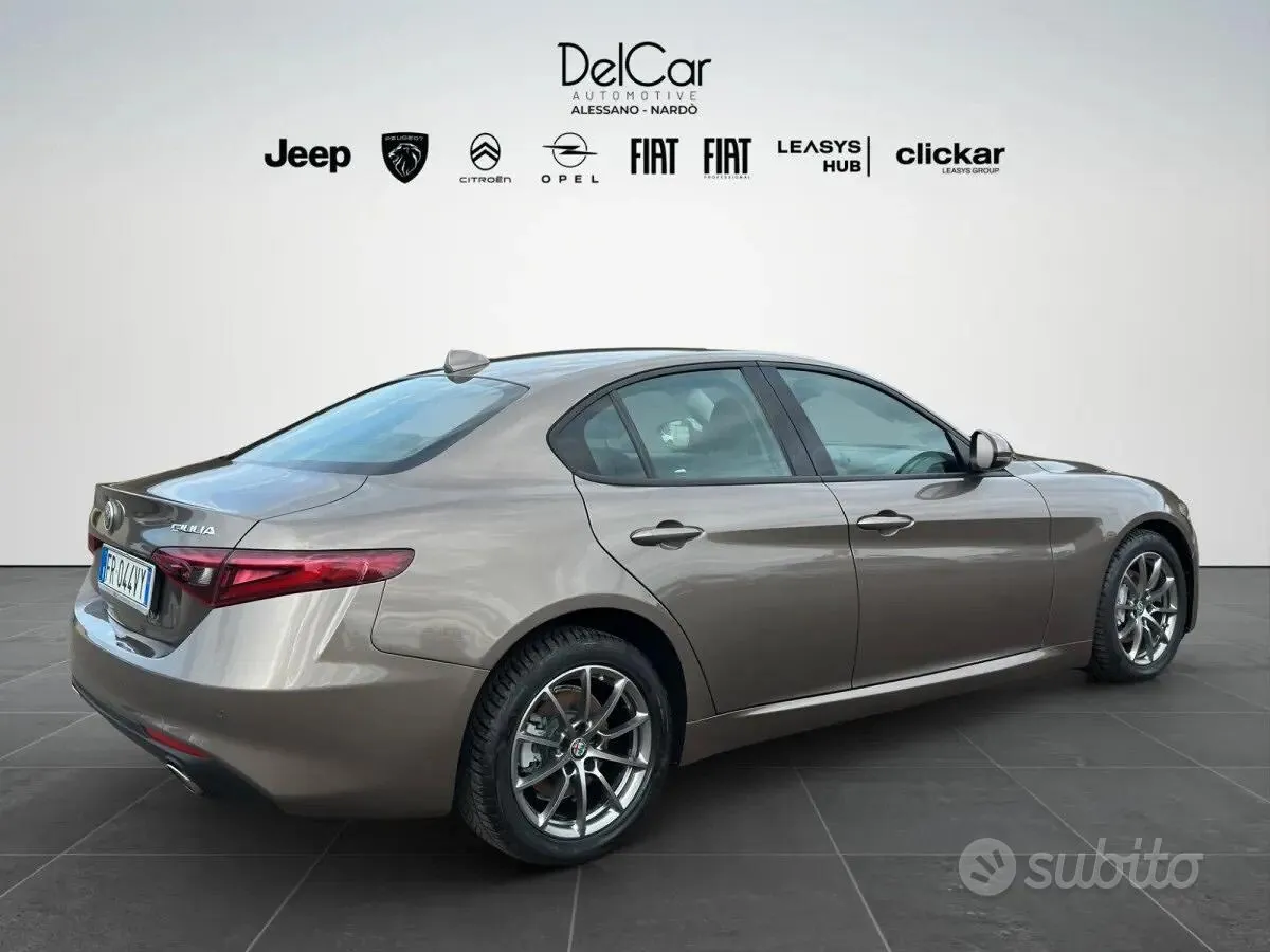 Alfa Romeo Giulia 2018 photo 5