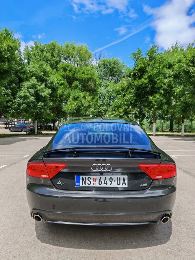 Audi A7 2011 photo 5