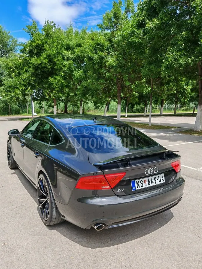 Audi A7 2011 photo 4