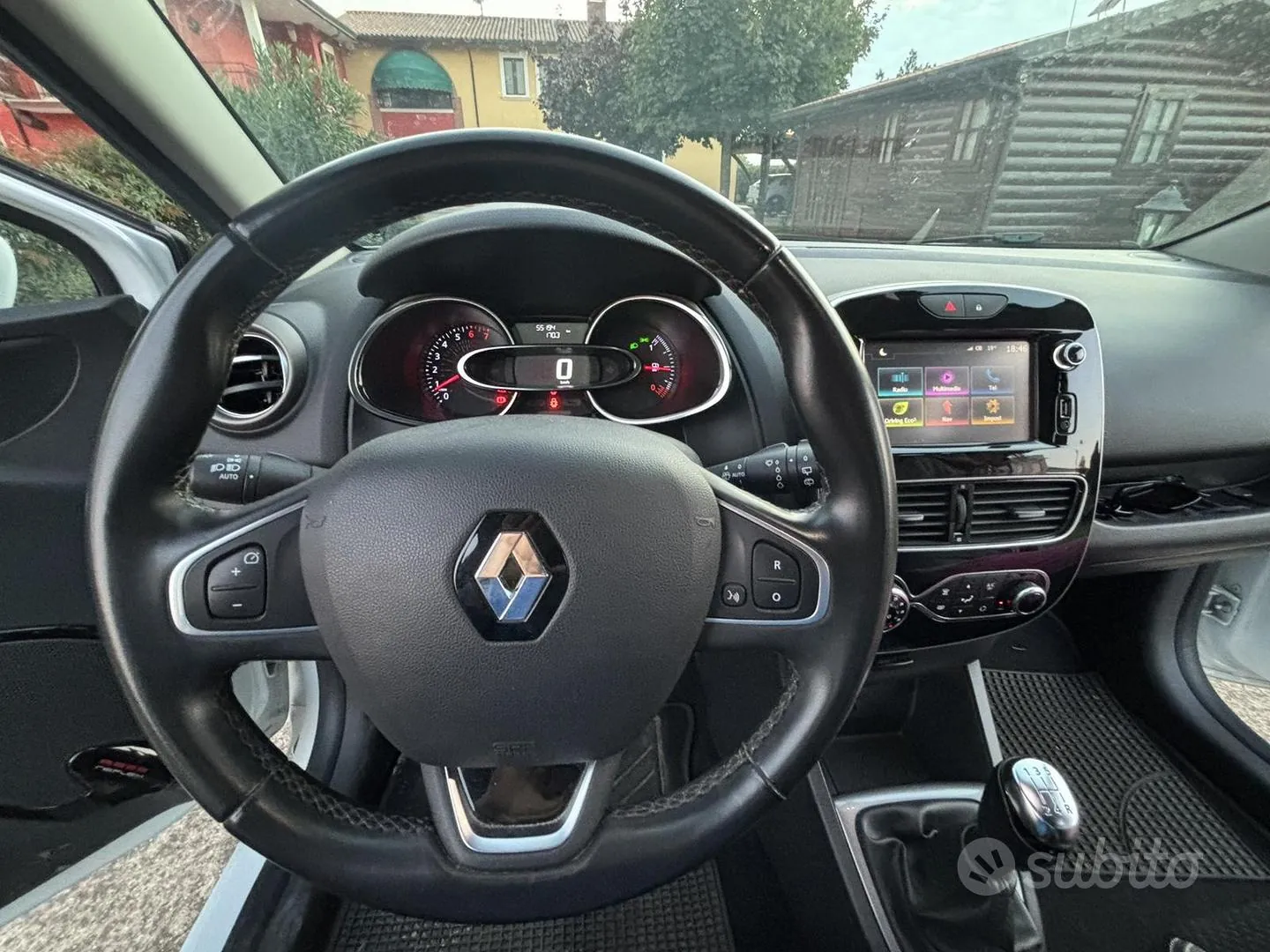 Renault Clio 2017 photo 4