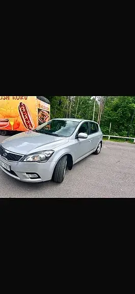 Kia Ceed 2010 photo 3