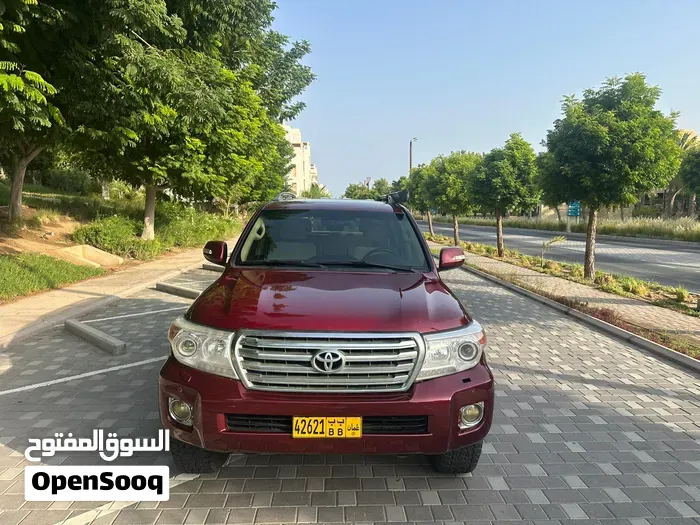 Toyota Land Cruiser 2011 photo 2