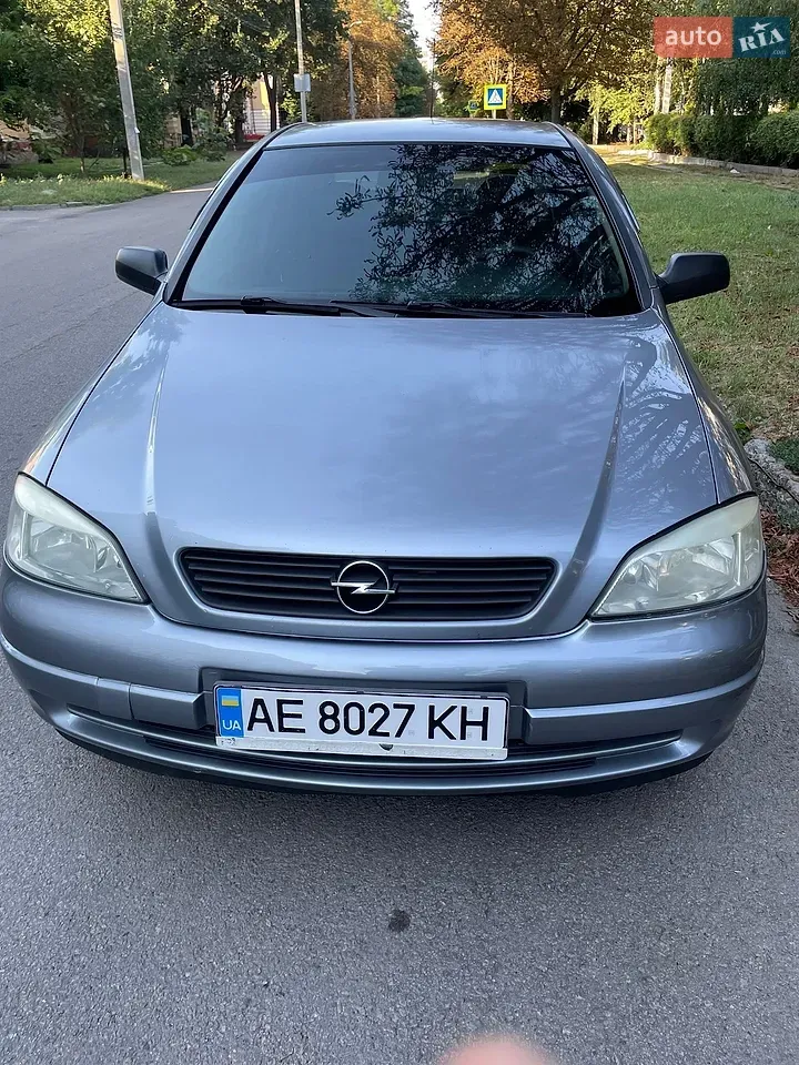 Opel Astra 2006 photo 2