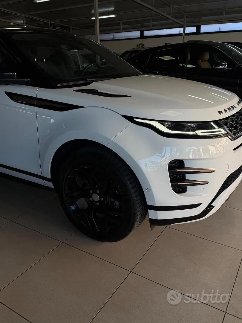 Land Rover Range Rover Evoque 2020 photo 4