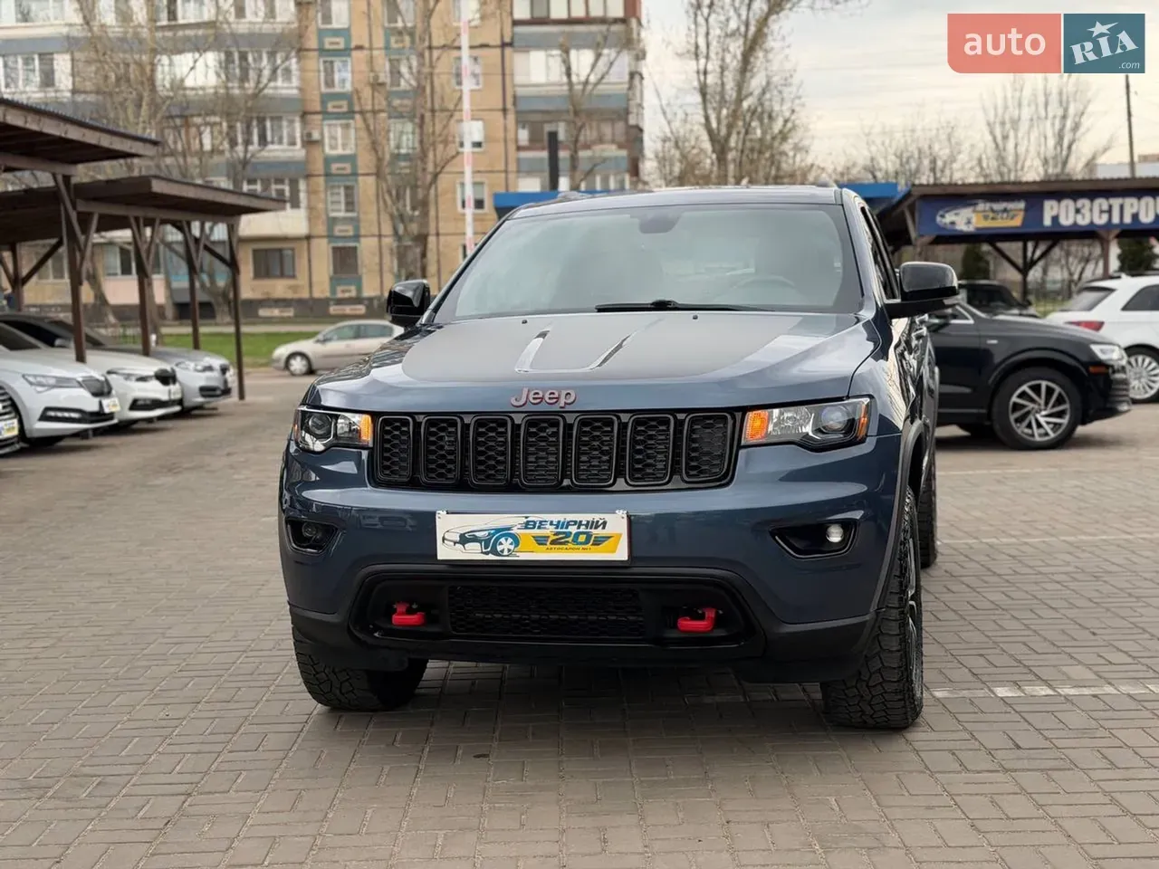 Jeep Grand Cherokee 2020 photo 2