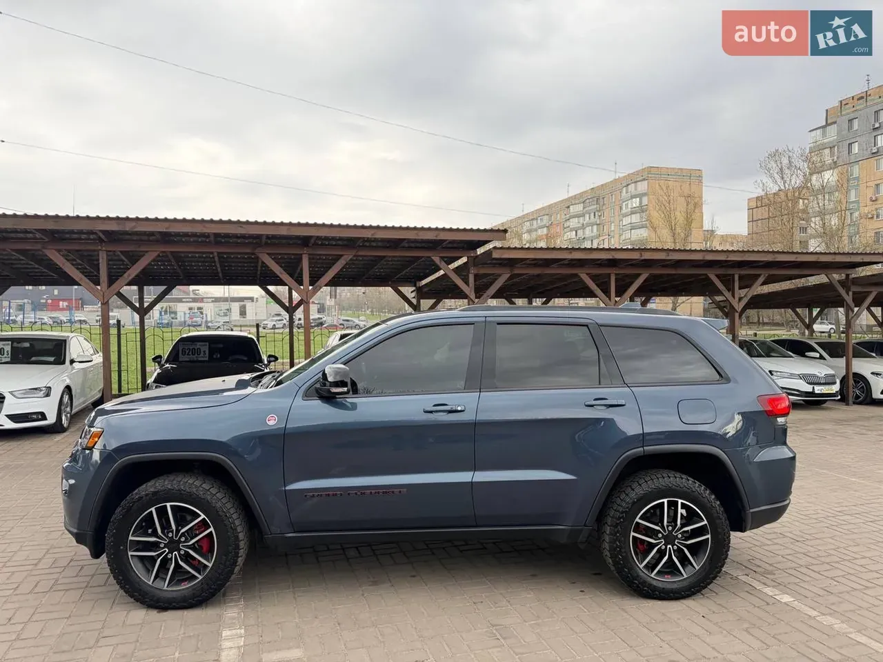 Jeep Grand Cherokee 2020 photo 3