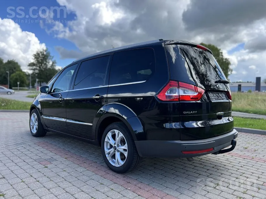 Ford Galaxy 2010 photo 5