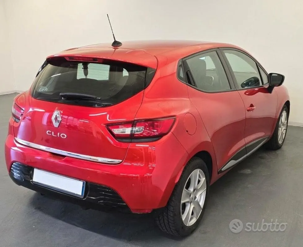 Renault Clio 2013 photo 2